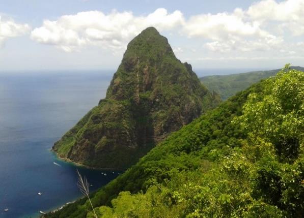 Tet Paul nature hike and waterfall excursion in Saint Lucia